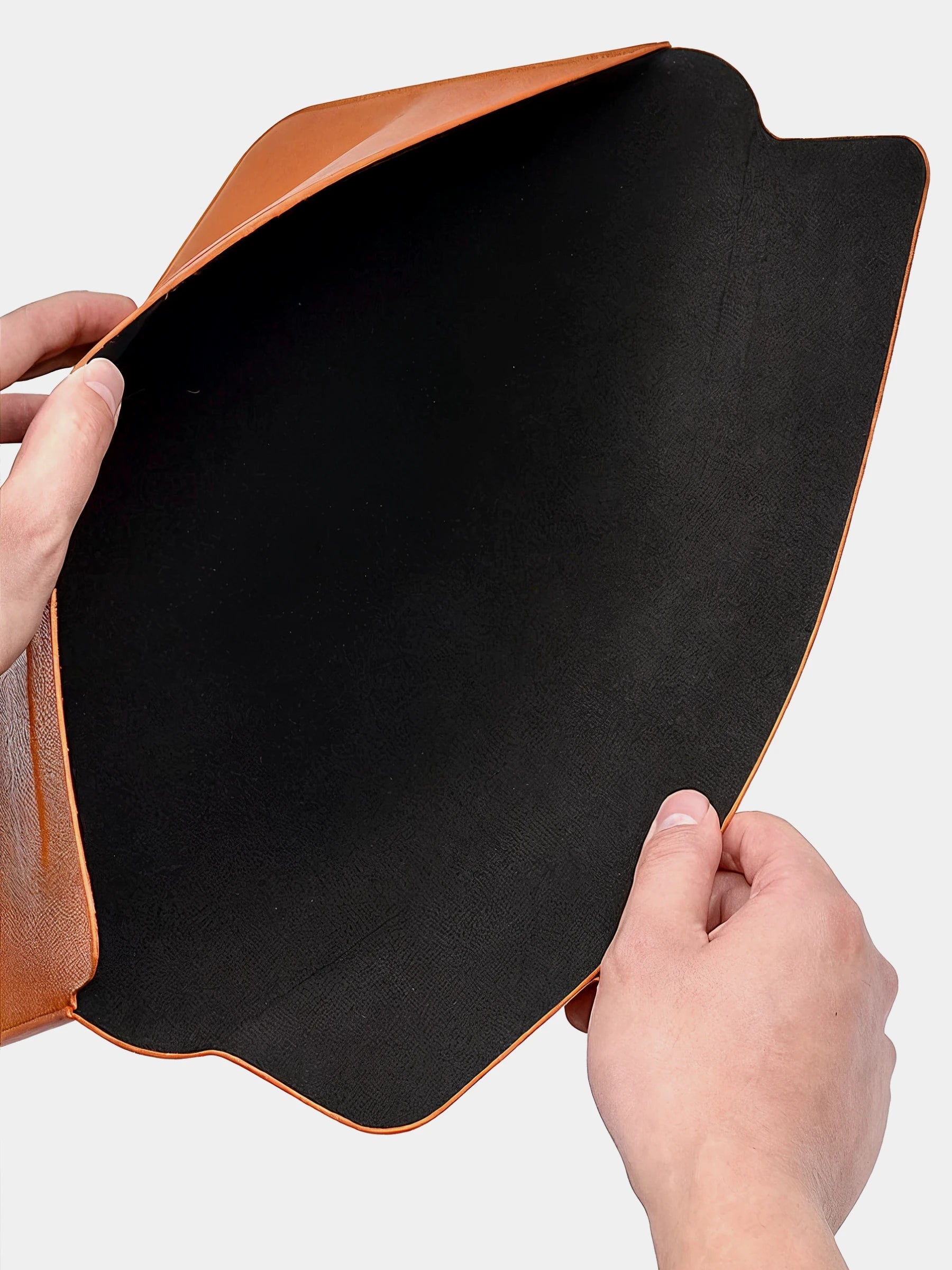 Tech Folio F02